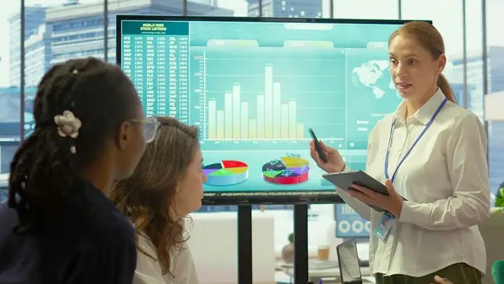 Top 7 Challenges in Establishing a Global Capability
                    Center and How to Overcome Them