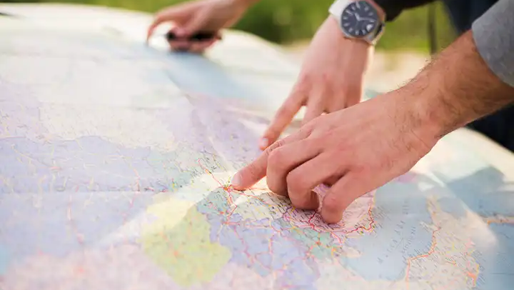 7 Critical Factors in Location Strategy When Selecting Your Next GCC Destination