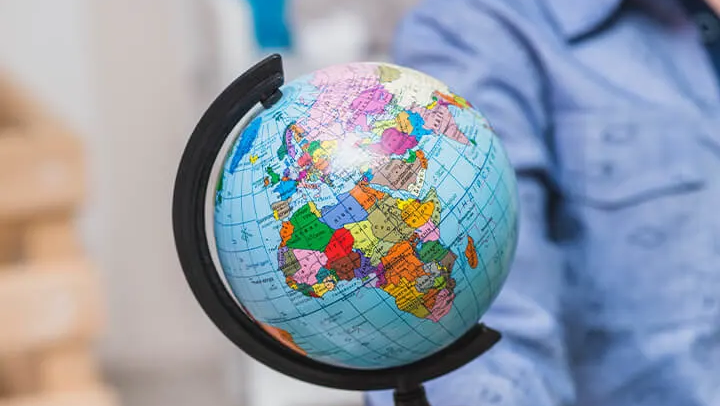 10 Reasons Why Global In-House Centres Are Making a Comeback in 2025