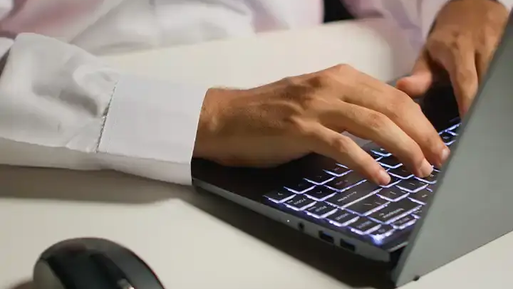 Top 7 Tools to Power Your GCC’s Knowledge Repository and Drive Collaboration